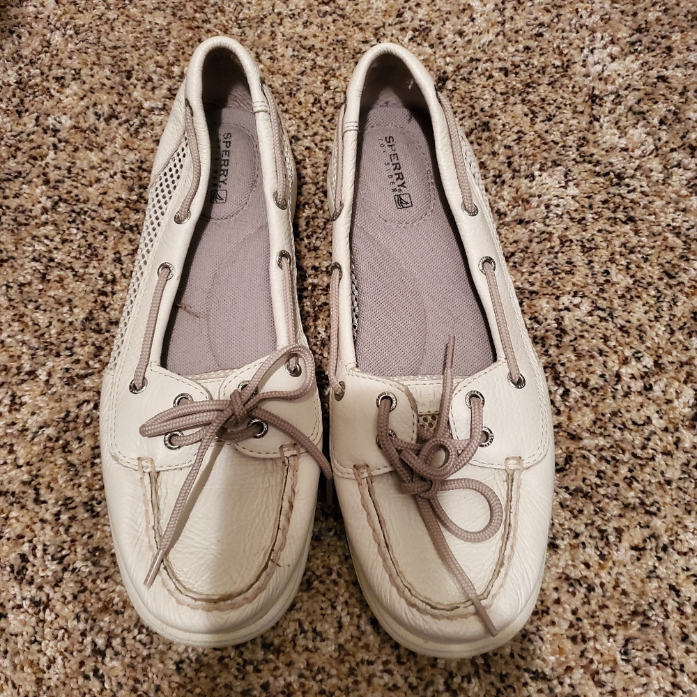 Womens sperry shoes